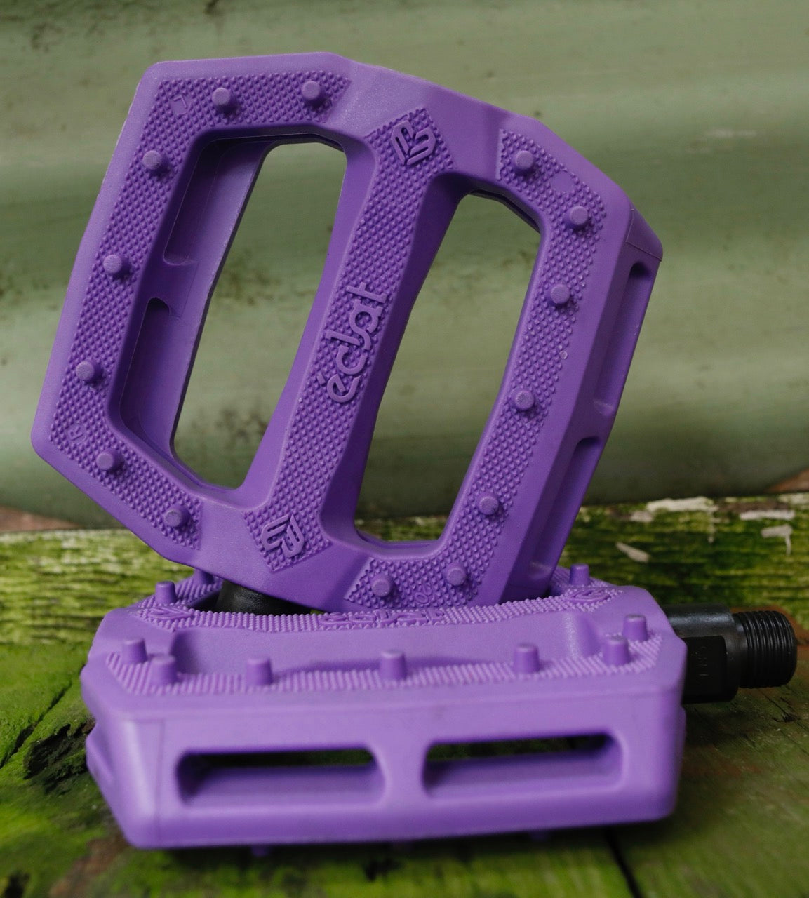 eclat slash alloy pedals 32A43012Large.jpg?v=1697253034