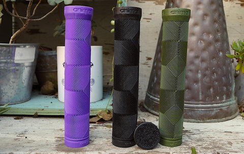 Animal -Animal Edwin V2 Grip Flangeless -GRIPS + BARENDS -Anchor BMX