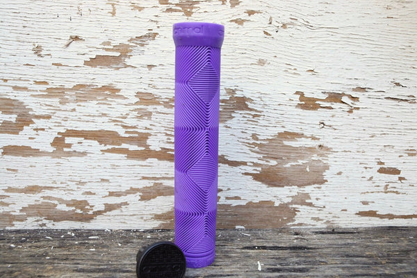 Animal -Animal Edwin V2 Grip Flangeless -GRIPS + BARENDS -Anchor BMX