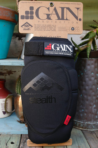 GAIN PROTECTION -Gain Protection Stealth Knee Pads -HELMETS + PADS + GLOVES -Anchor BMX