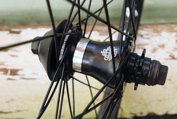 ODYSSEY -Odyssey Clutch V2 Sunday Lightning Freecoaster Wheel -WHEELS + SPOKES + BUILDS -Anchor BMX