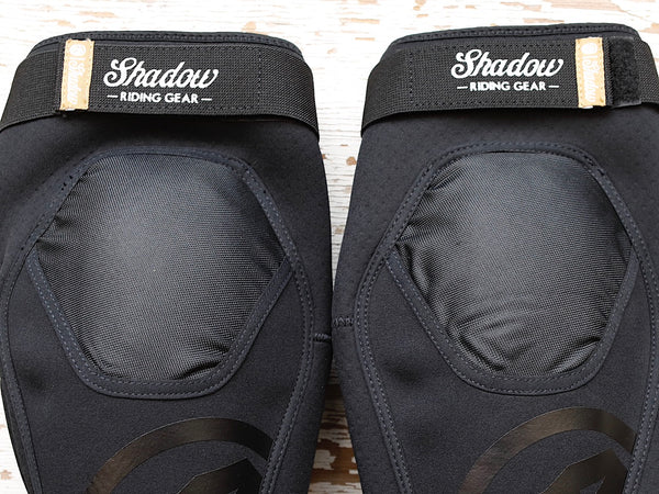 THE SHADOW CONSPIRACY -TSC Youth Super Slim V2 Knee Pads -HELMETS + PADS + GLOVES -Anchor BMX