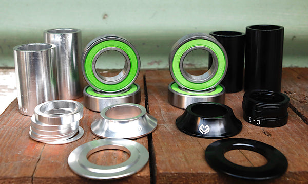 Eclat Mid Bottom Bracket set