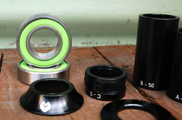 ECLAT -Eclat Mid Bottom Bracket set -Headsets and bottom brackets -Anchor BMX