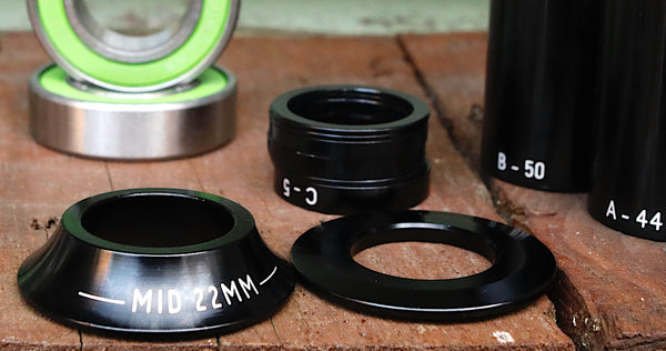 ECLAT -Eclat Mid Bottom Bracket set -Headsets and bottom brackets -Anchor BMX