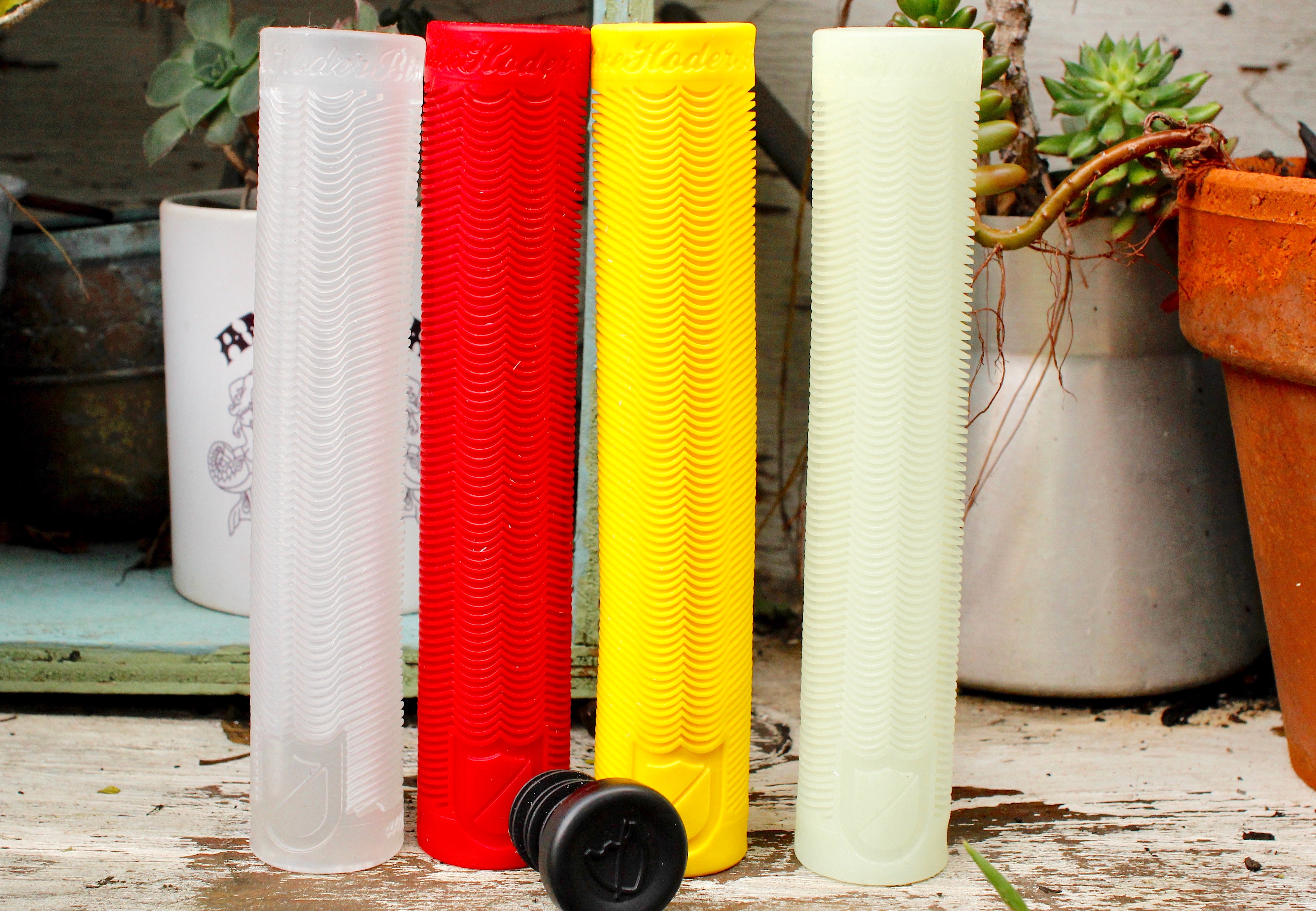 S&M Hoder Grips | Anchor BMX