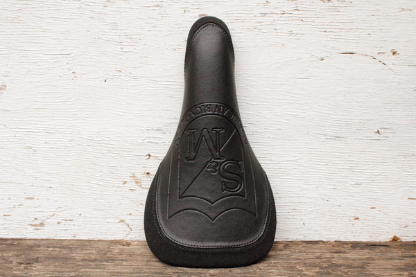 S&M Railed Shield Leather Seat