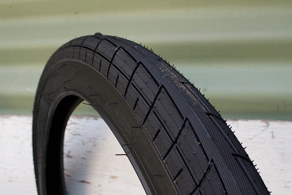 20 Inch Salt Tracer 20 Tyre Bmx Tires Salt BMX Tracer Tyre Red